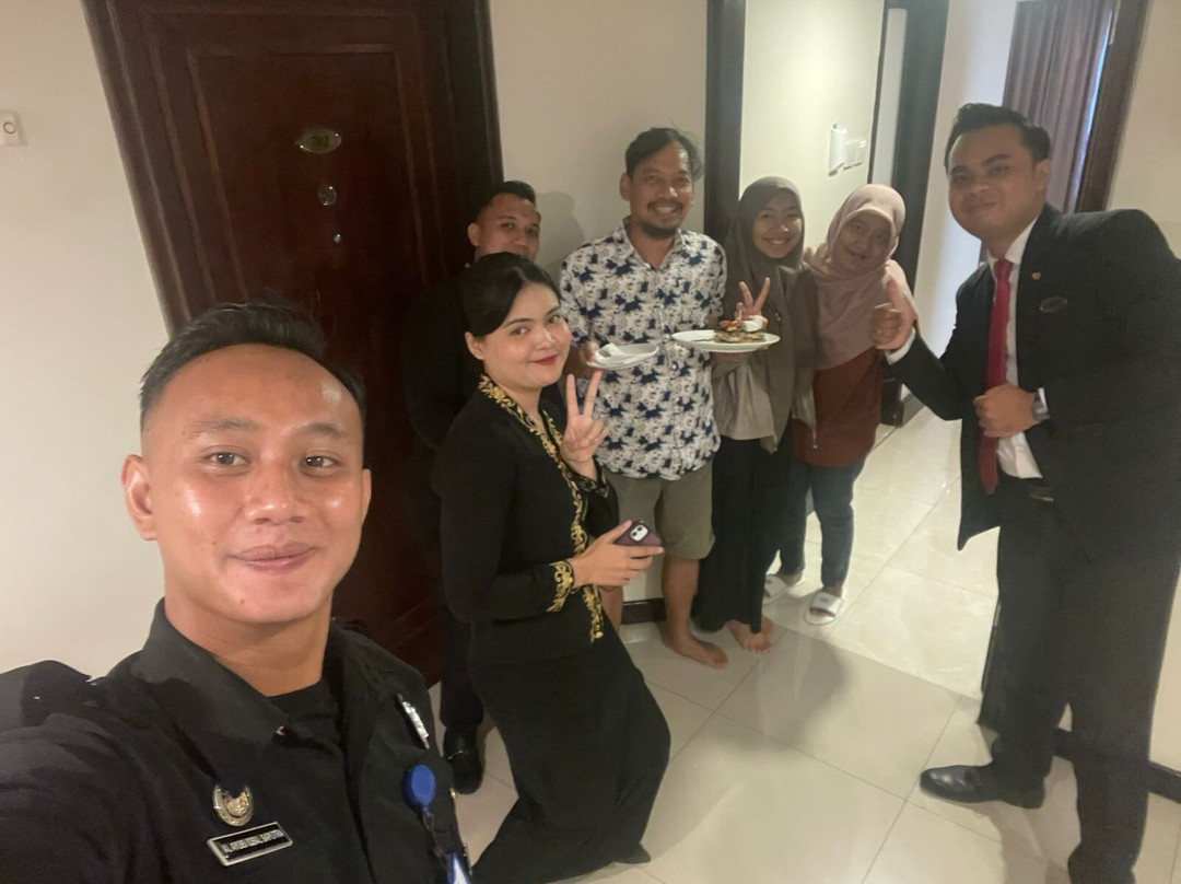 桑提卡三宝垄酒店主图