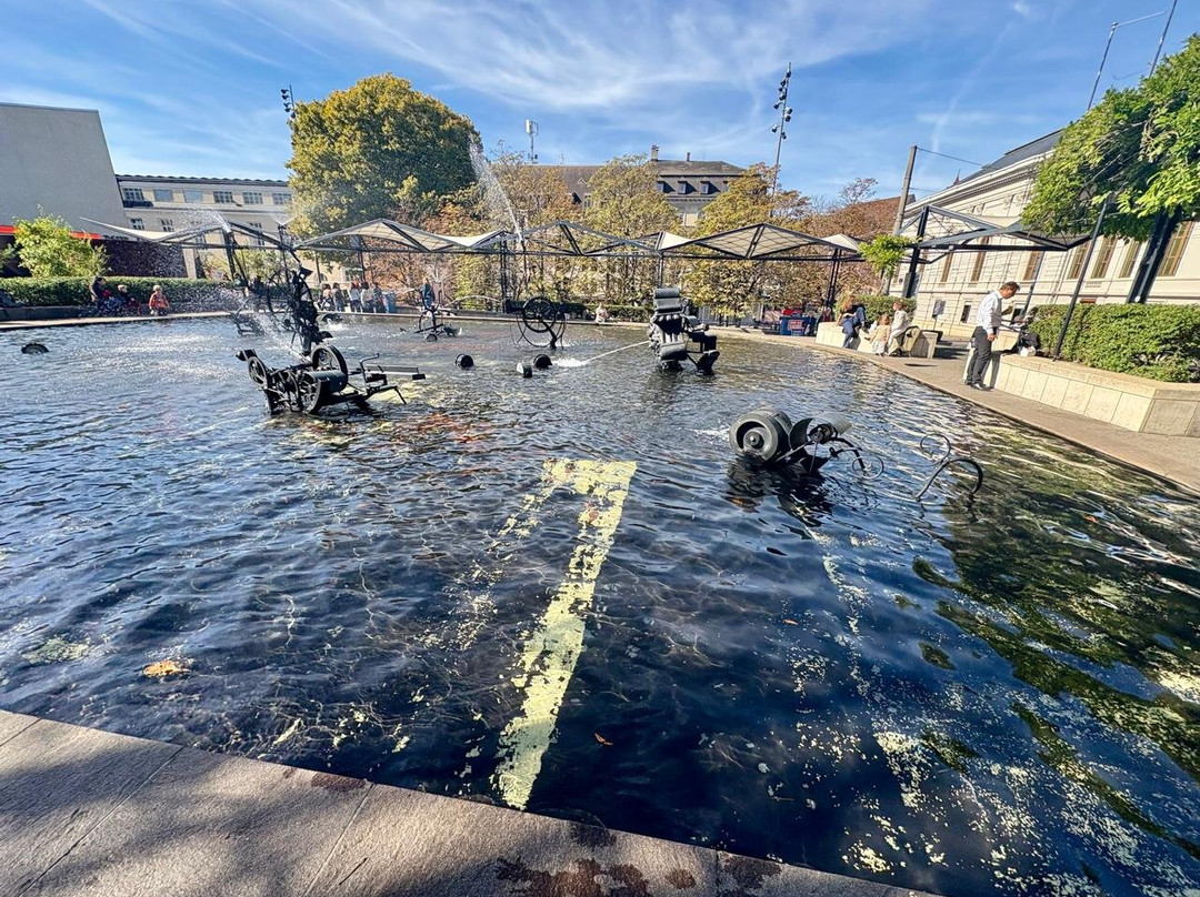 Tinguely Fountain-巴塞尔必去景点