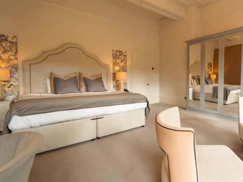 法灵顿旅舍酒店主图