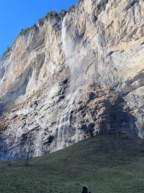 Staubbach Waterfall-劳特布龙嫩必去景点
