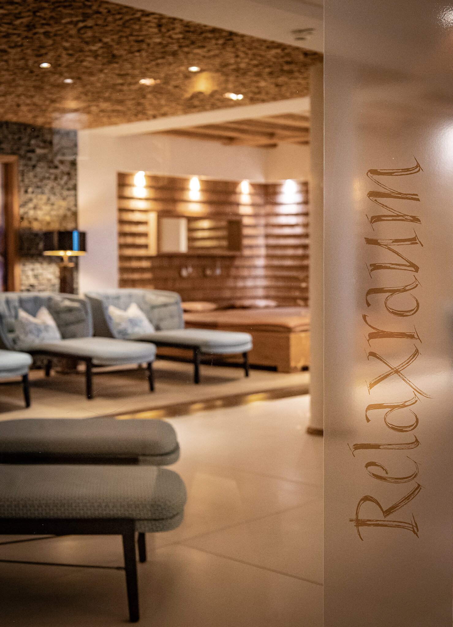 Hotel Bergblick-泳池