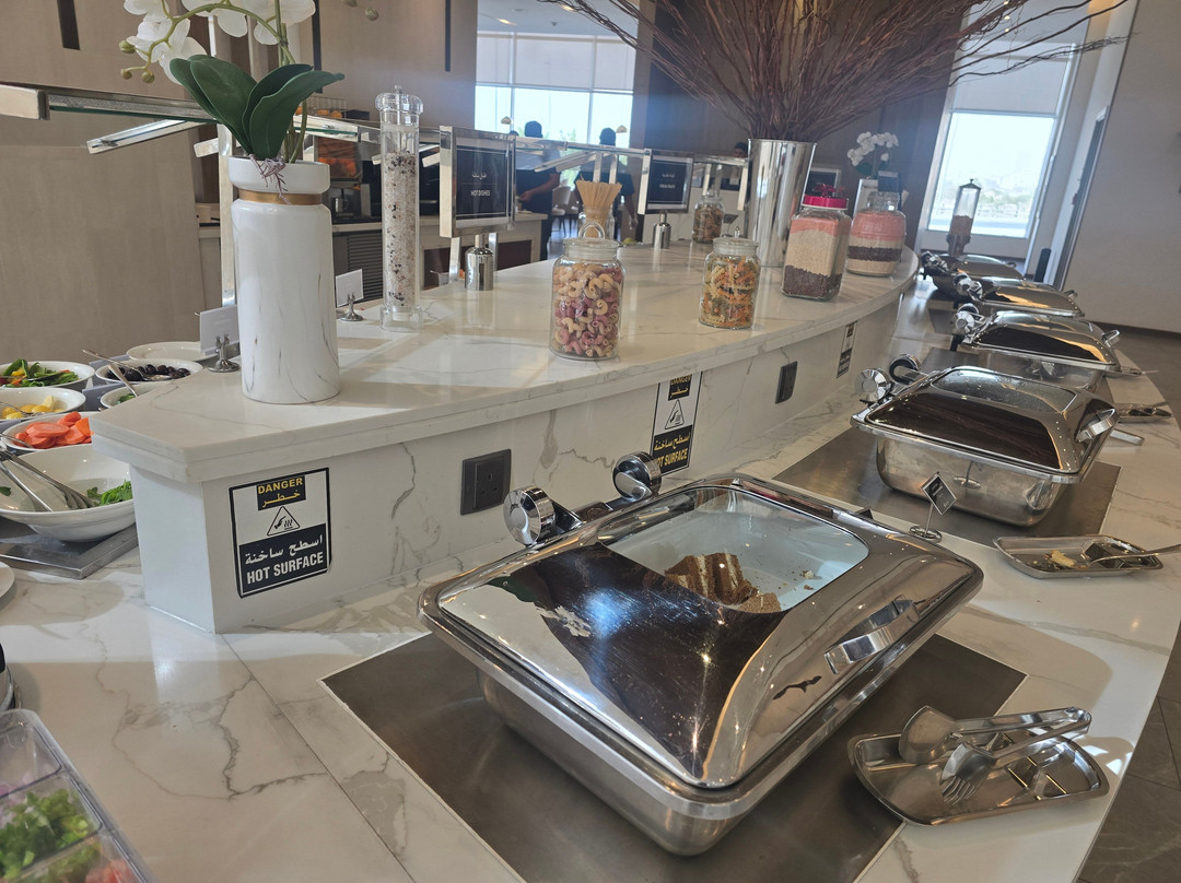 Clarion Hotel Jeddah Airport主图