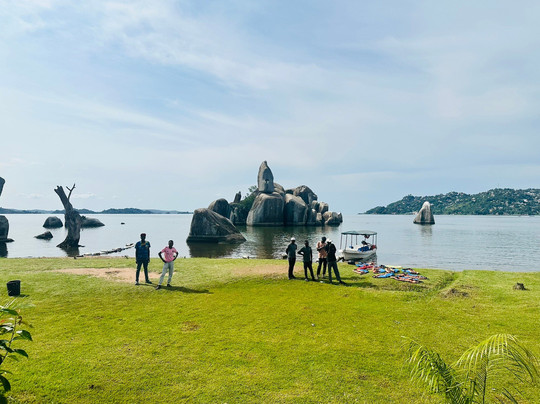 Bismarck Rock-姆万扎必去景点