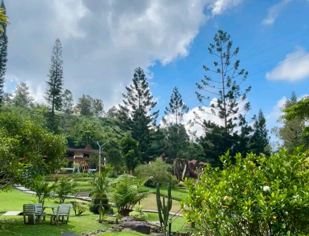Lembah Hijau Resort Hotel主图