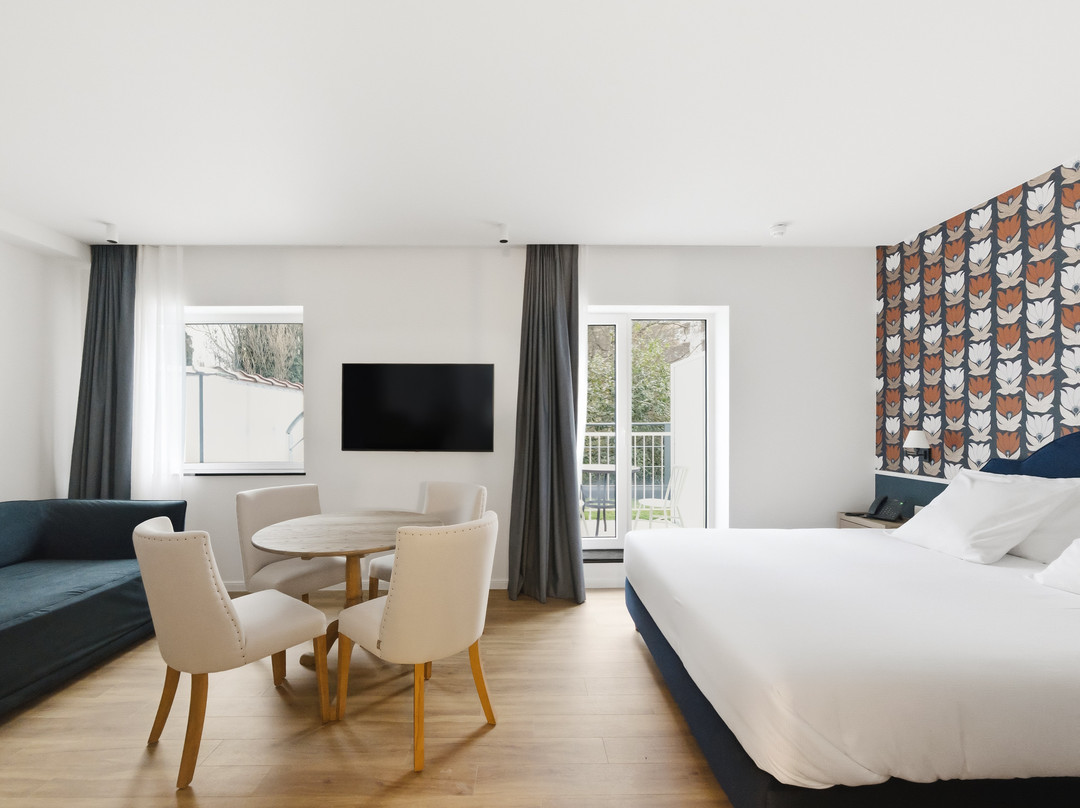 Whitlock16 Aparthotel