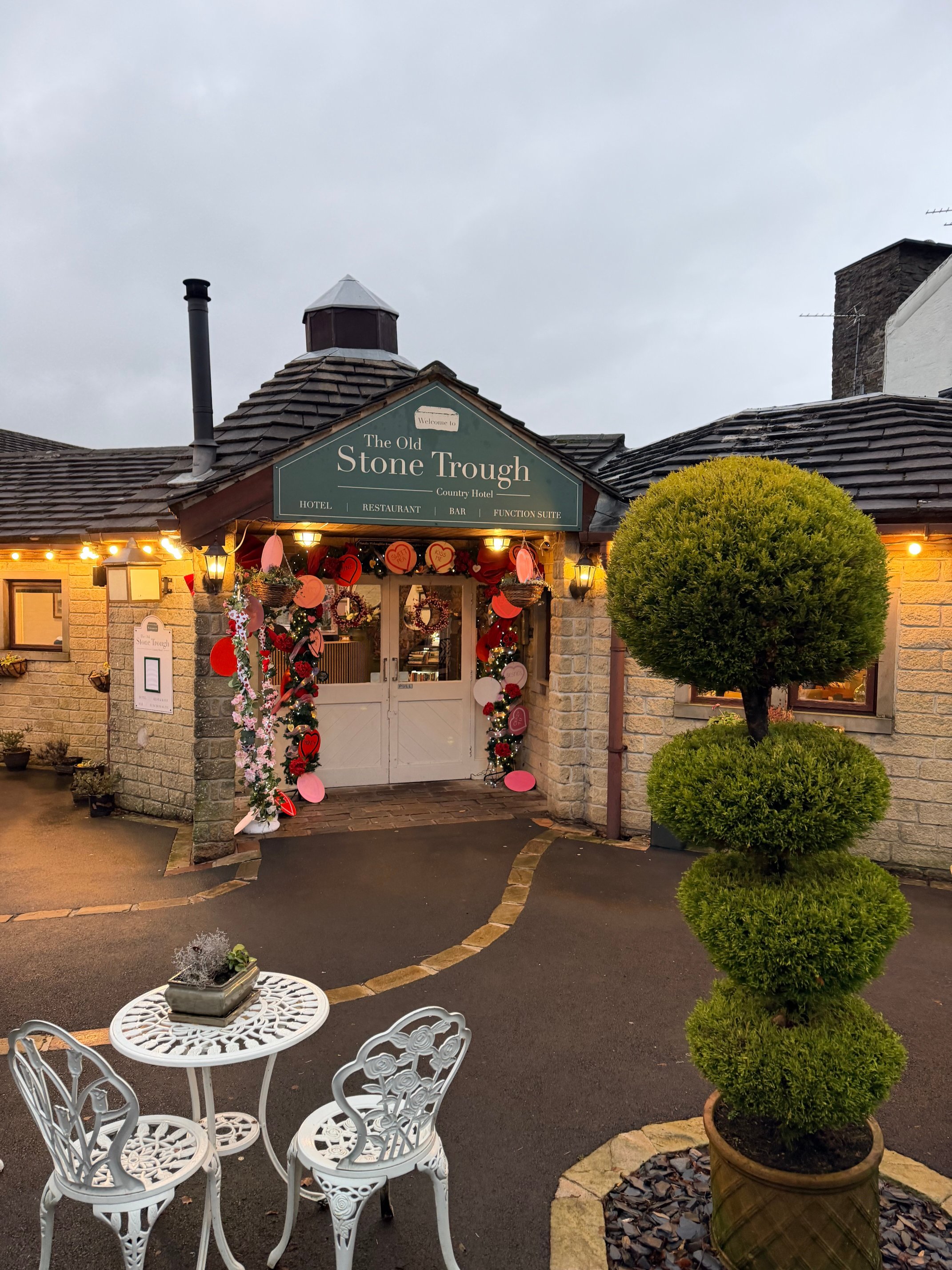 The Old Stone Trough-官方