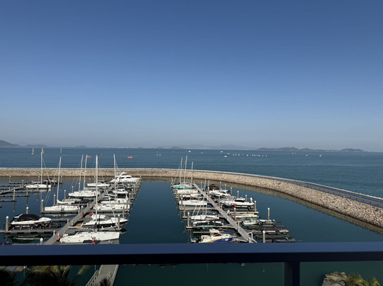 深圳浪骑瞻云度假酒店主图