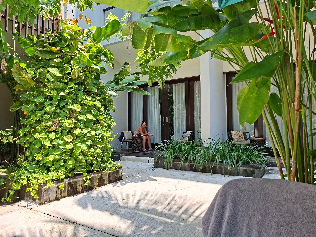 巴厘安瓦亚海滩度假酒店-官方