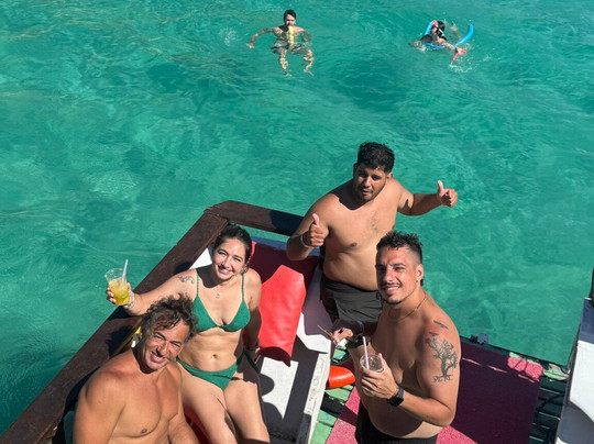 Embarcacao Ericka Barreto-阿拉伊阿尔港必去景点