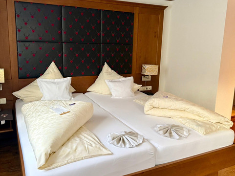 蒙萨本狩猎小屋酒店主图