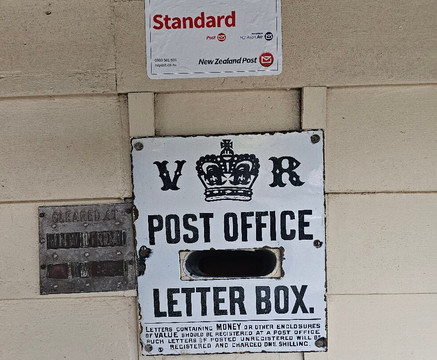 Akaroa's Eastern Bays Scenic Mail Run-阿卡罗阿必去景点