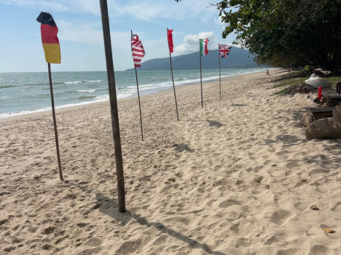 Johnny Bar-卡农必去景点