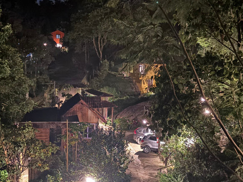 莫里亚旅馆主图