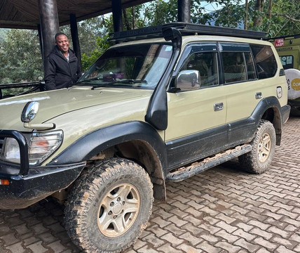 Go Gorilla Trekking-吉佳利必去景点