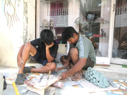 VELAYUTHAM D-玛玛拉普蓝必去景点