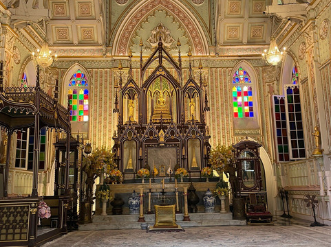 Wat Niwet Thammaprawat-挽巴茵必去景点