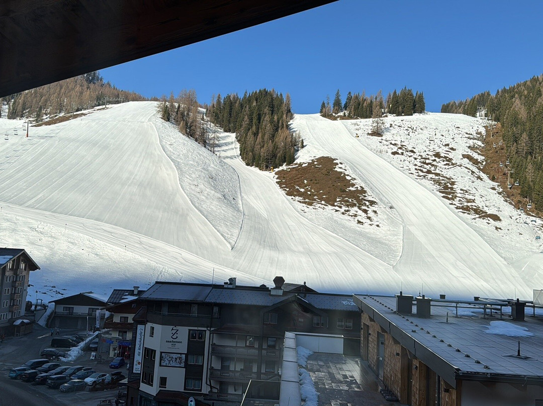 Sportalmmm酒店主图