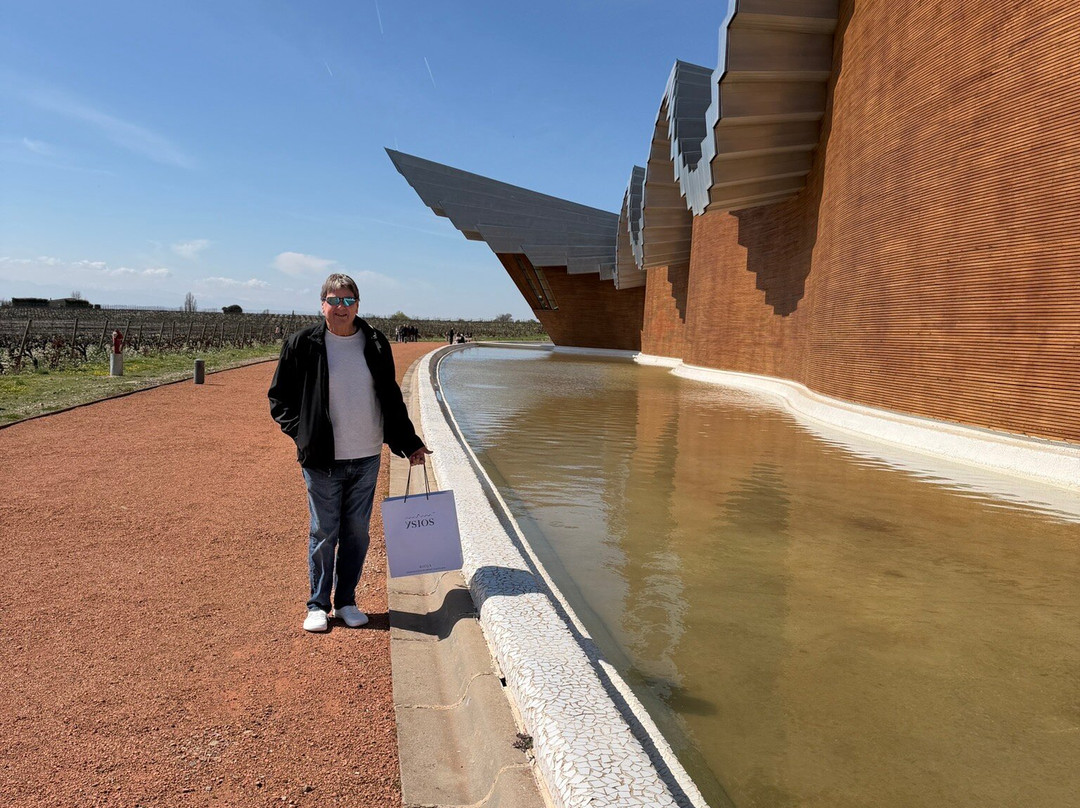 Bodegas Ysios-拉瓜迪亚必去景点