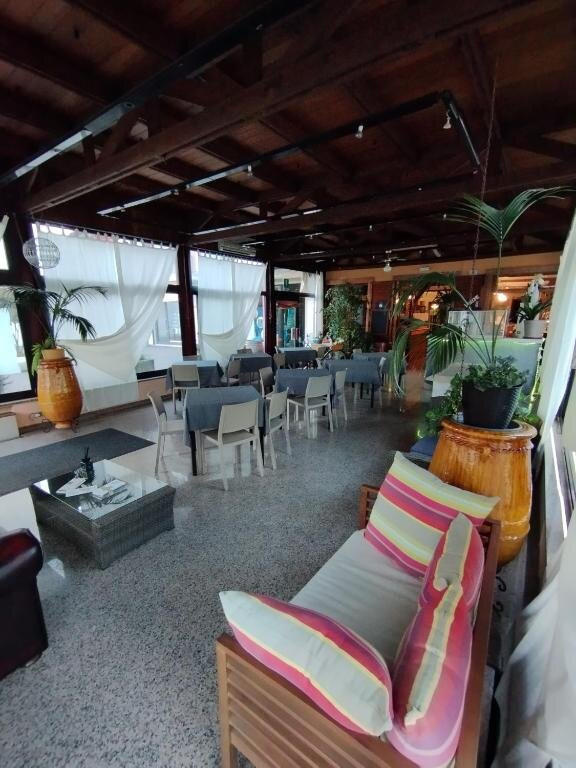 米拉诺酒店主图
