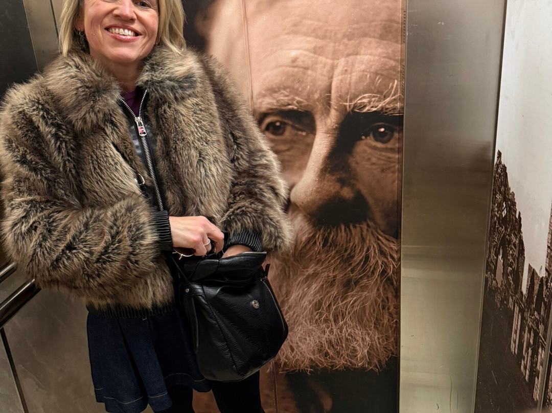 雷索鲁森酒店主图