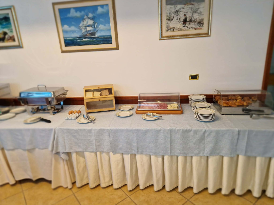 马达洛尼酒店主图