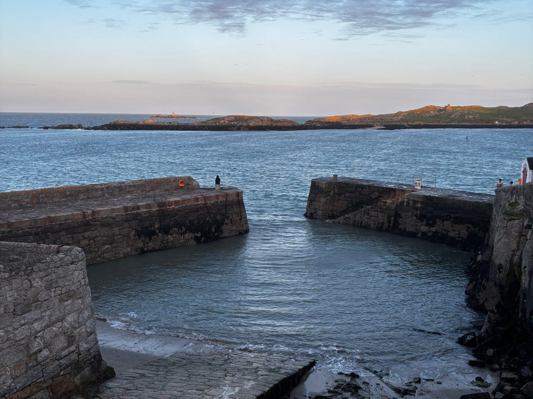 Coliemore Harbour-达尔基必去景点