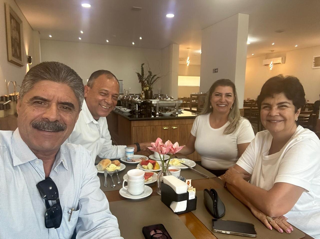 国际瓜鲁柳斯酒店