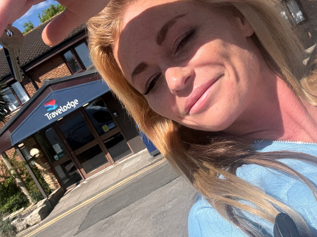 伦敦温布尔登游客酒店主图