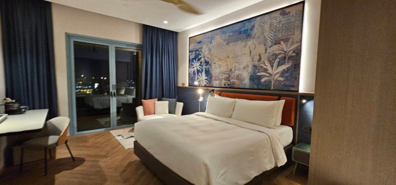 新加坡圣淘沙名胜世界-欧芮酒店-客卧