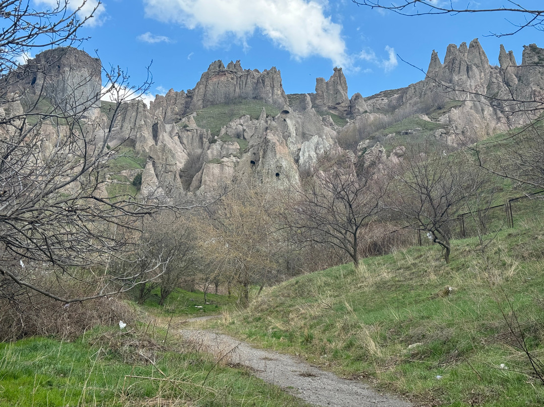 Medieval Goris Cave Dwellings-戈尔斯必去景点