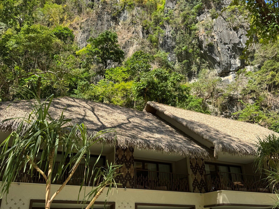 爱妮岛拉根岛度假村主图