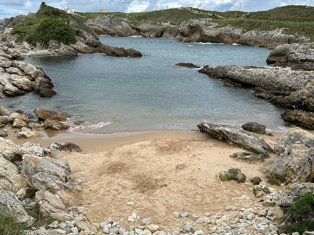 Playa de San Juan de la Canal-Soto de la Marina必去景点