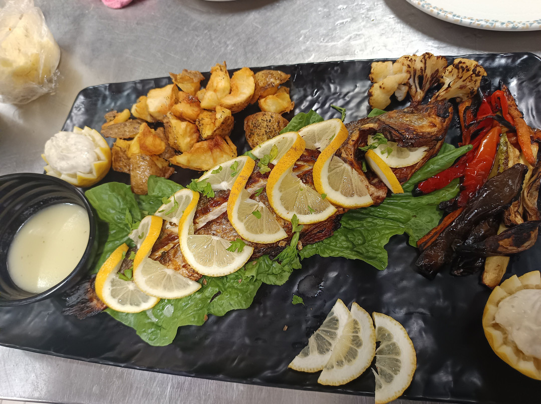 Piatsa Greek Restaurant