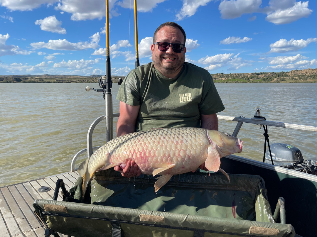 River Ebro Catfishing Holidays-Caspe必去景点