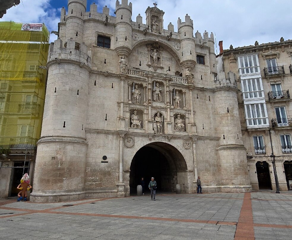 Arco de Santa Maria-布尔戈斯省必去景点