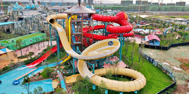 KDSON Splash Kingdom Water World