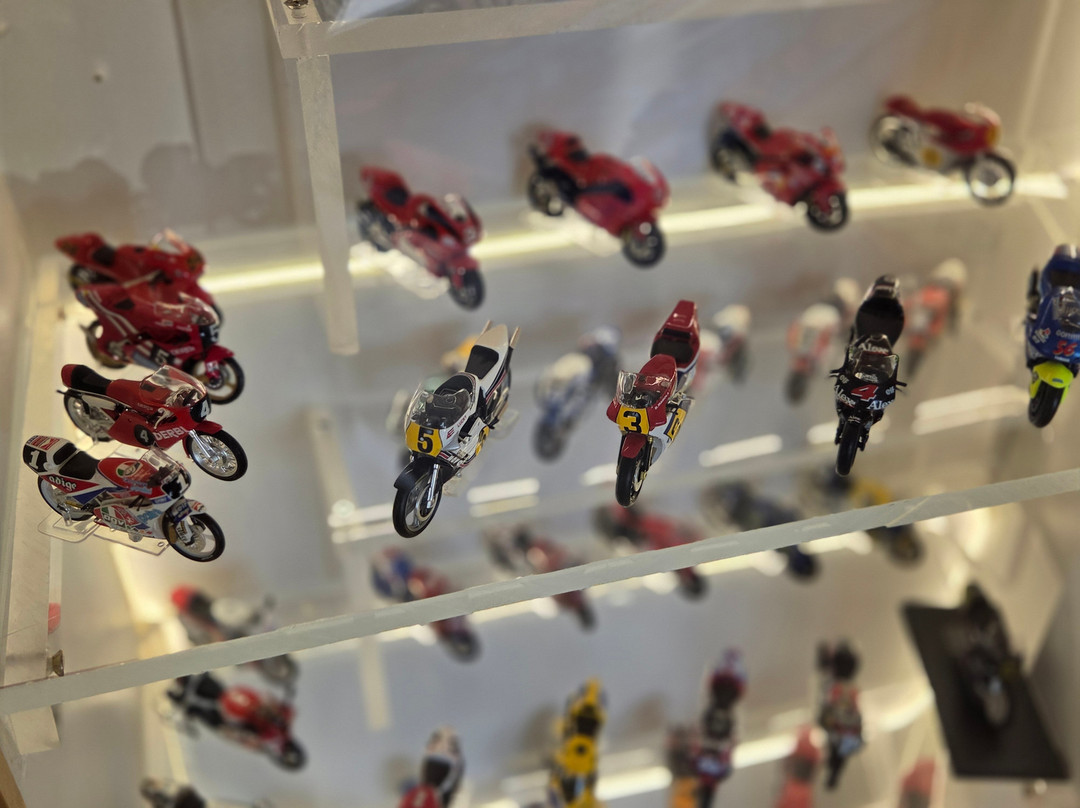 Motorcycle Inn主图