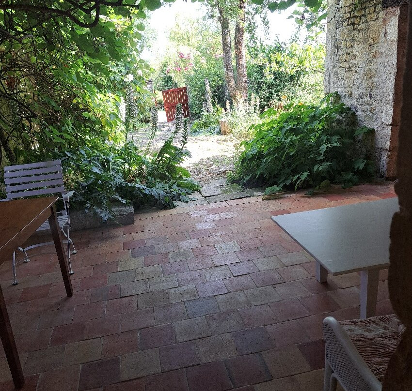 Les Chambres Du Hameau De Sainte Mégrine主图