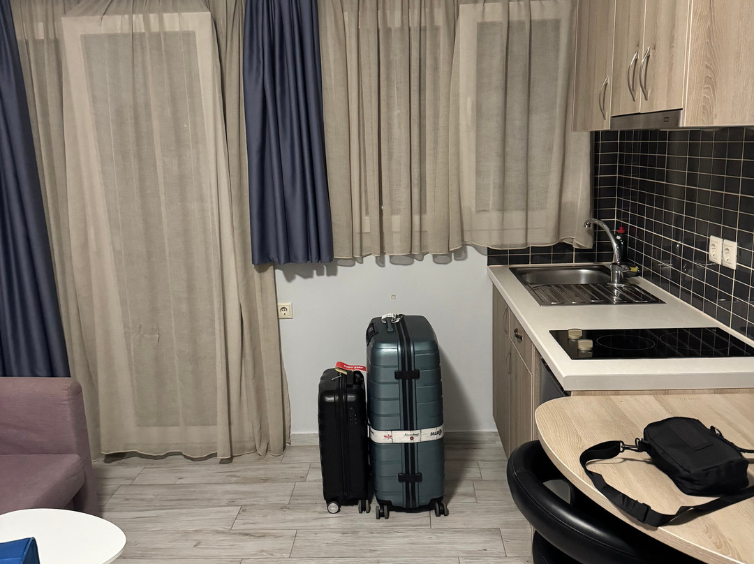 Aggelos Apartments & Deluxe Studios主图