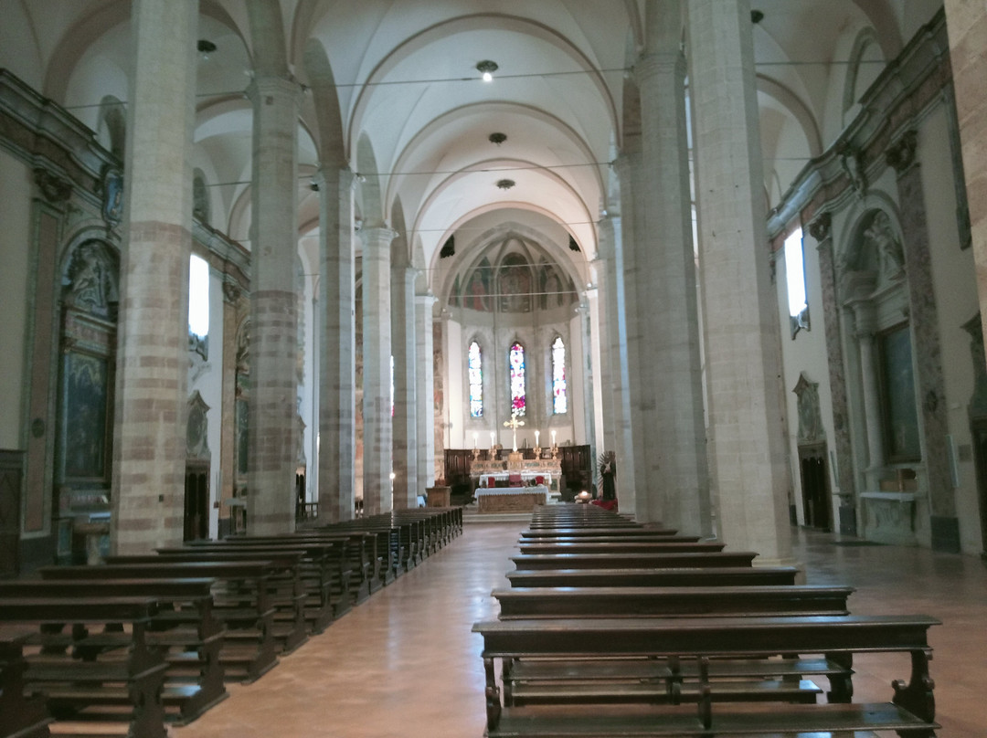 Chiesa di San Francesco-古比奥必去景点