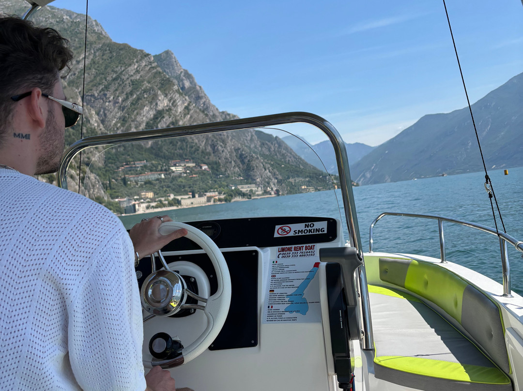 Limone Rent Boat-利莫内必去景点
