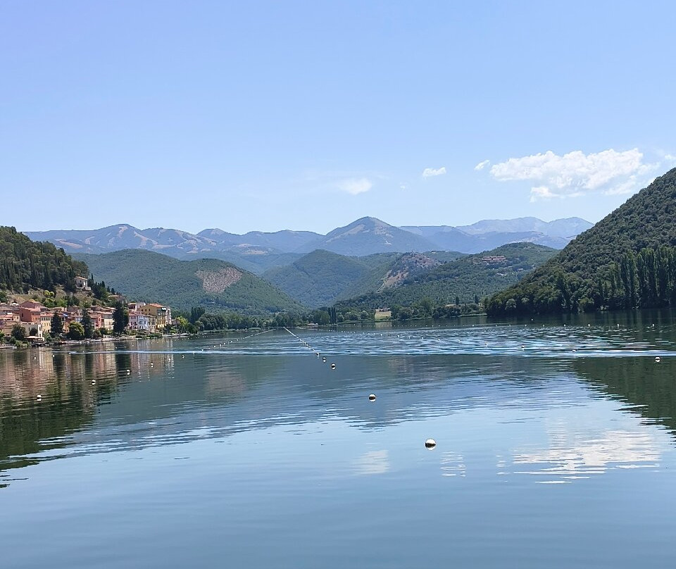 Giro del lago in battello-Piediluco必去景点