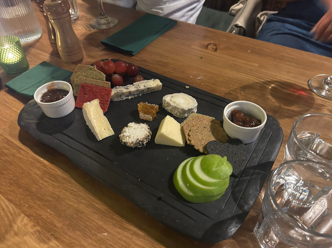乔治酒店主图