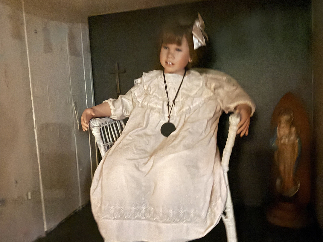 Hanbury Arms Haunted Hotel & Museum-Pontypool必去景点