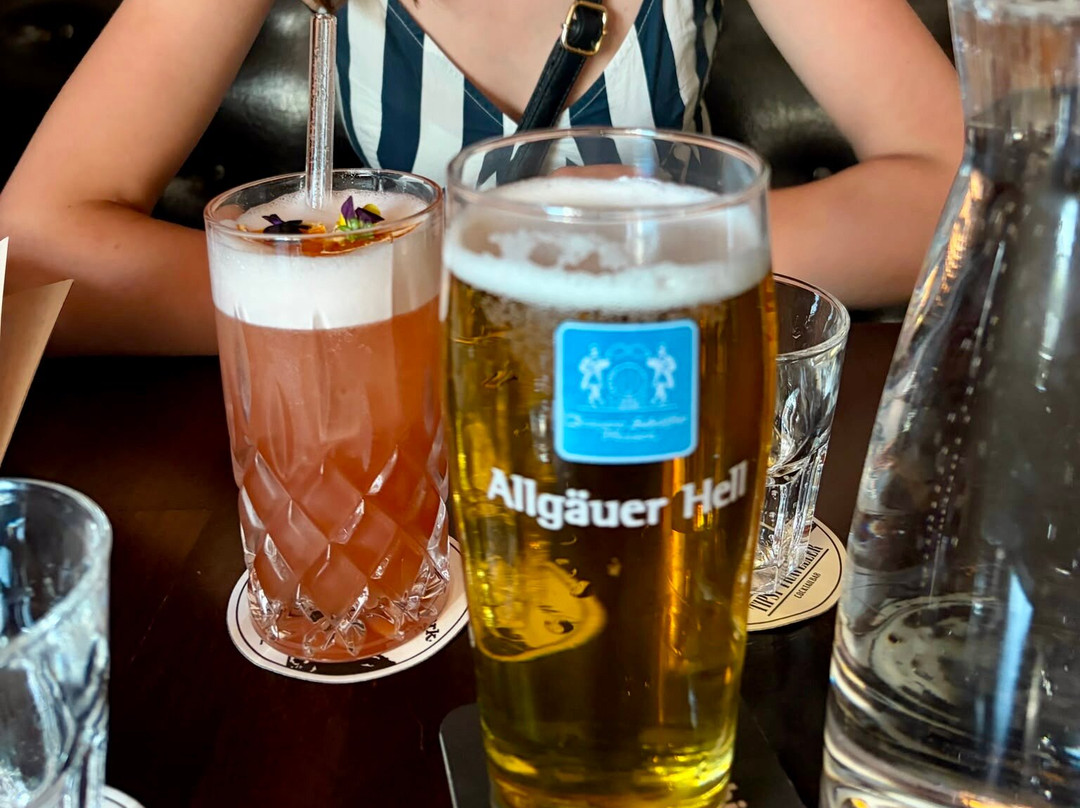 Tipsy Traveller
