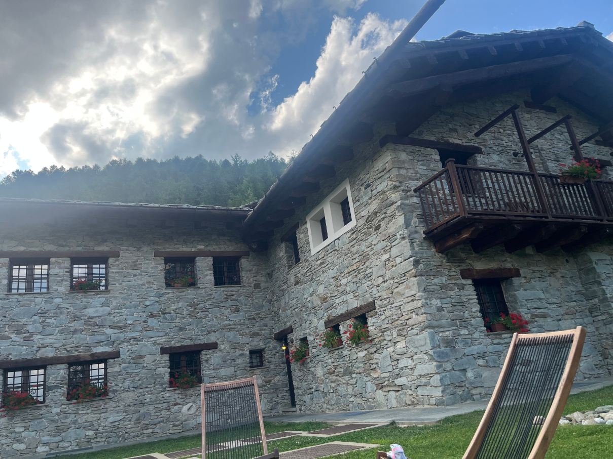 Rifugio Meira Garneri-旅行者