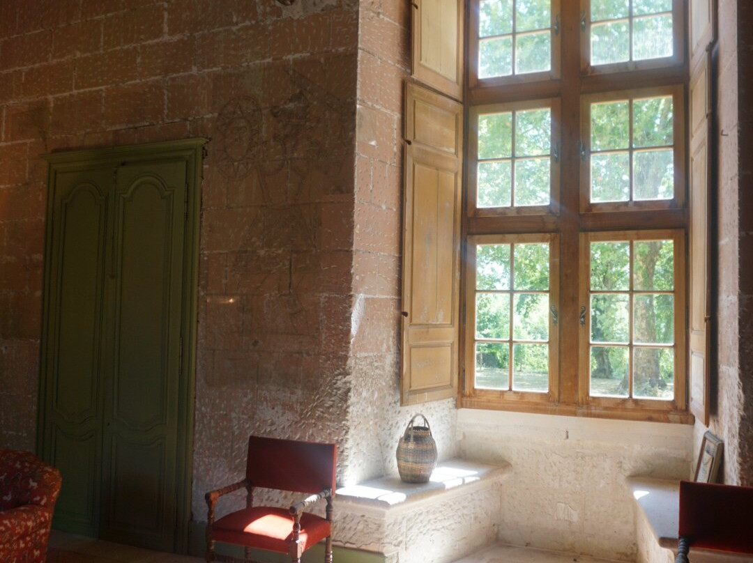 Château de Clairvaux-Scorbé-Clairvaux必去景点