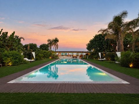 Sant Efis Hotel-旅行者