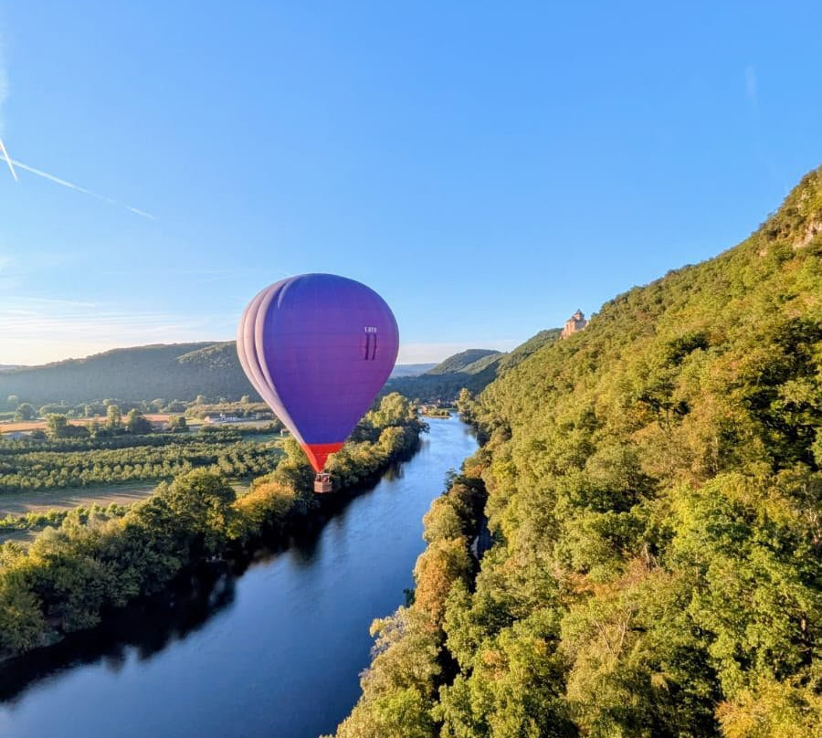 Montgolfiere et Chateaux-贝纳克和卡泽纳克必去景点