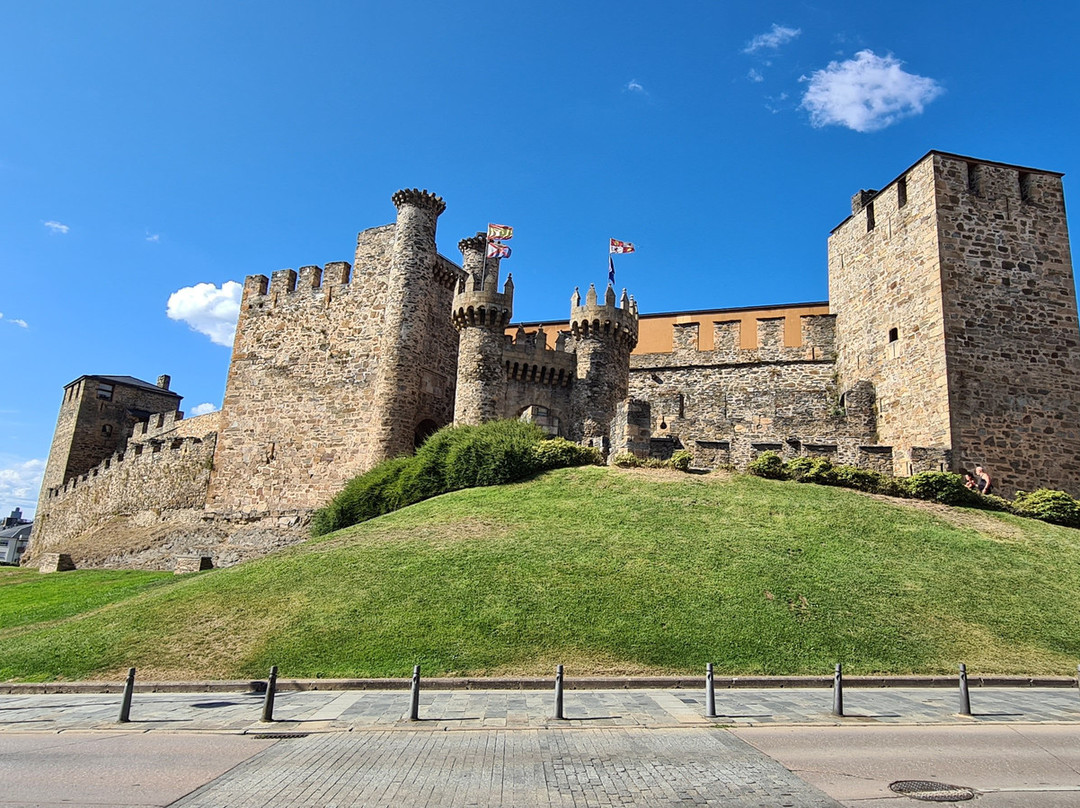 Castillo de los Templarios-蓬费拉达必去景点